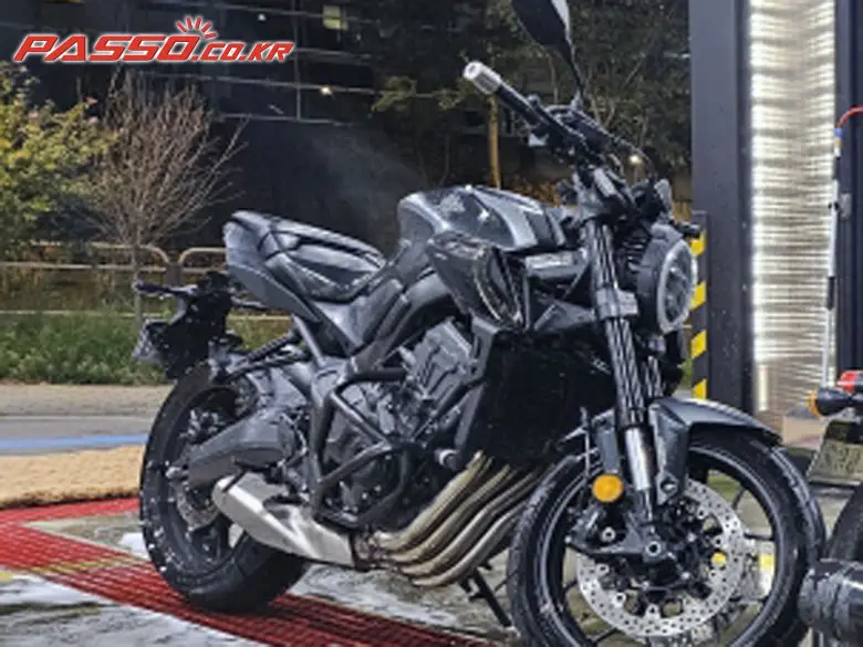 Honda CB 650 R ABS