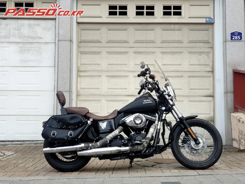 Harley-Davidson Dyna Street Bob