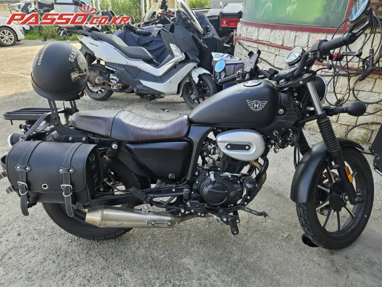 Hansom Bike Benet 125