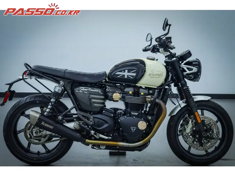 Triumph Speed Twin 1200
