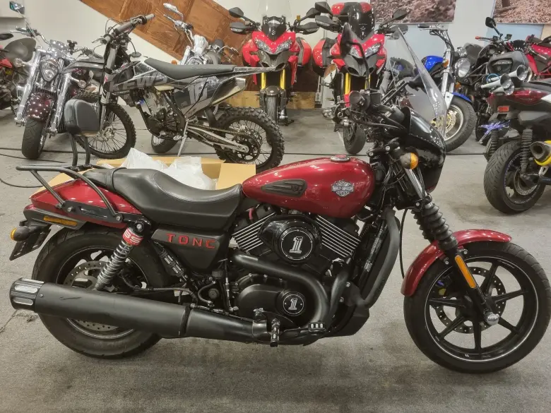Harley-Davidson Street 750