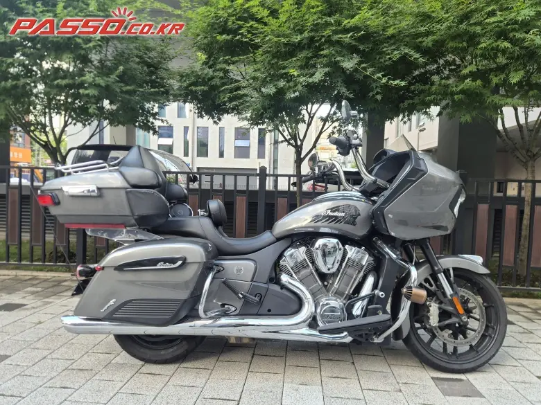 Indian Motorcycle Challenger