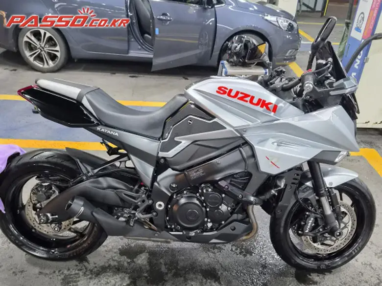 Suzuki Katana 1000