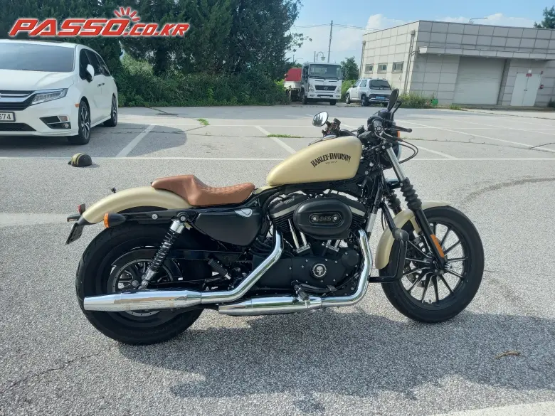 Harley-Davidson Iron 883
