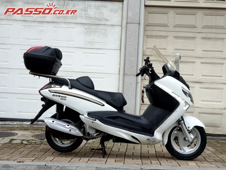 SYM Voyager 125 EVO