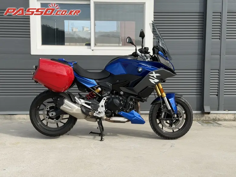 BMW F 900 XR