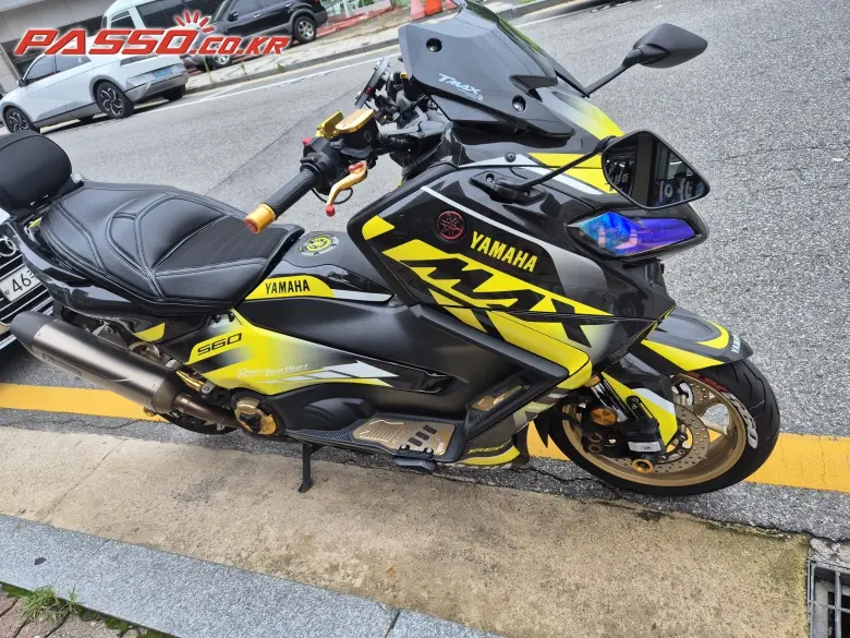 Yamaha TMAX 560