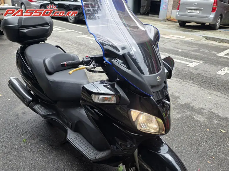 Suzuki Burgman 650 Executive