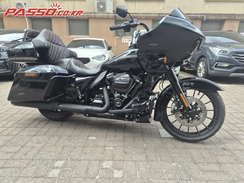 Harley-Davidson Road Glide Special