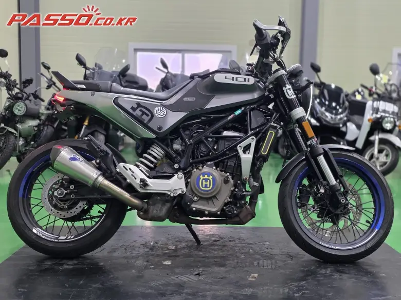 Husqvarna Svartpilen 401