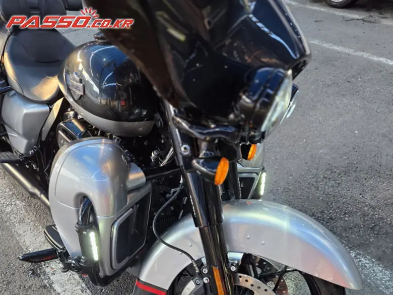 Harley-Davidson Street Glide Special