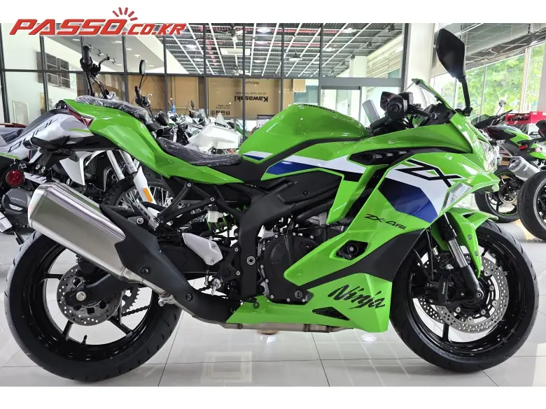 Kawasaki Ninja ZX 4 RR
