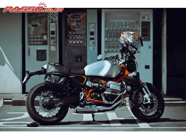 BMW R 12 Nine T