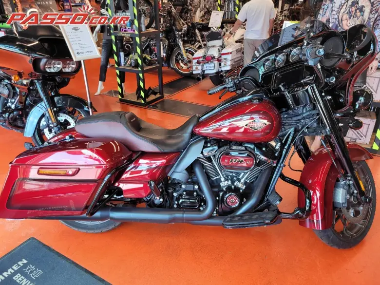 Harley-Davidson Street Glide Special