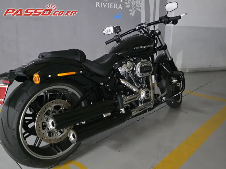 Harley-Davidson Breakout 114