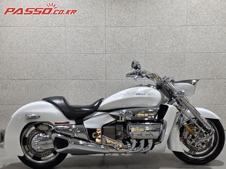 Honda Valkyrie Rune