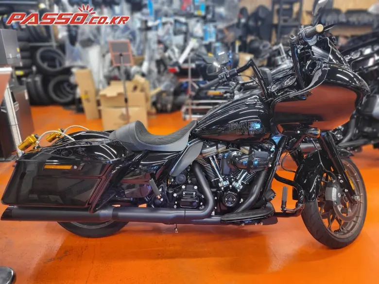 Harley-Davidson Road Glide ST