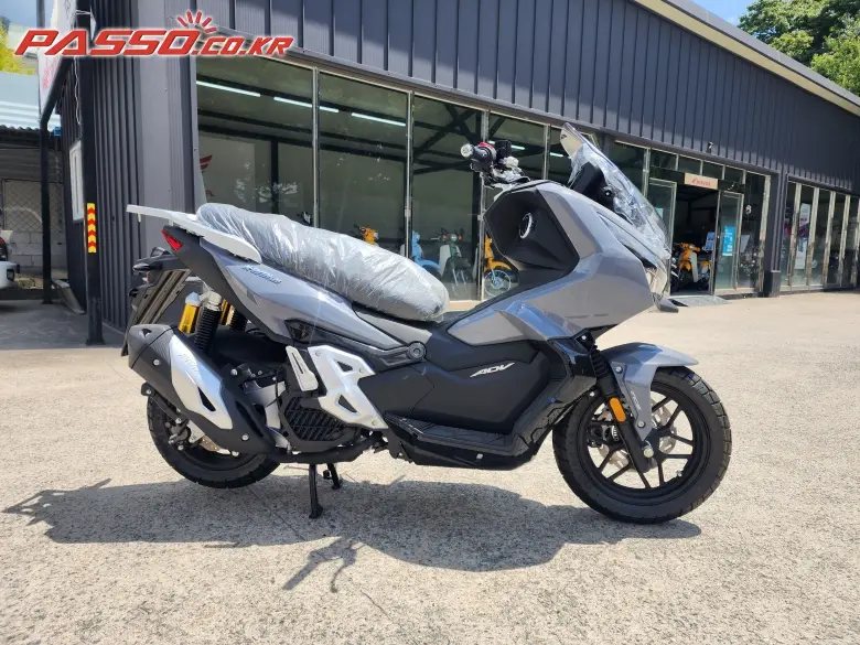 KR / S&T / Hyosung K-WIN 125