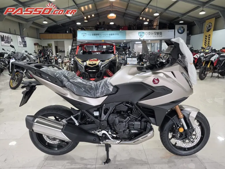 Honda NT 1100 DCT