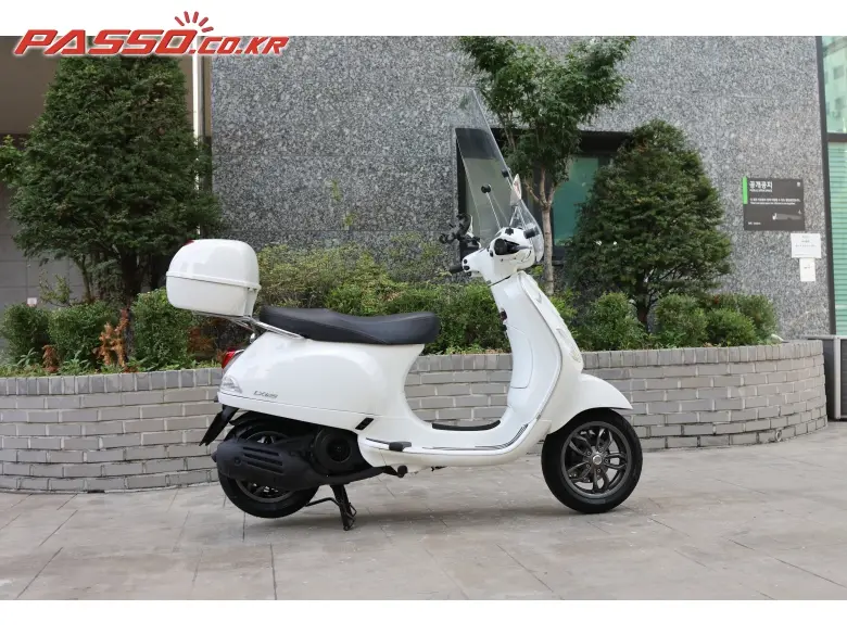 Vespa LX 125