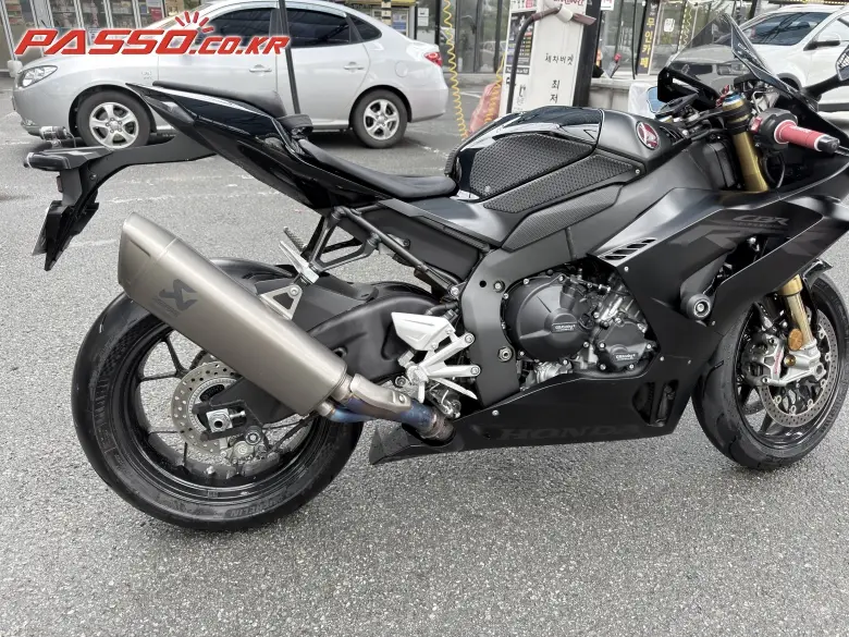 Honda CBR 1000 RR-R Fireblade SP