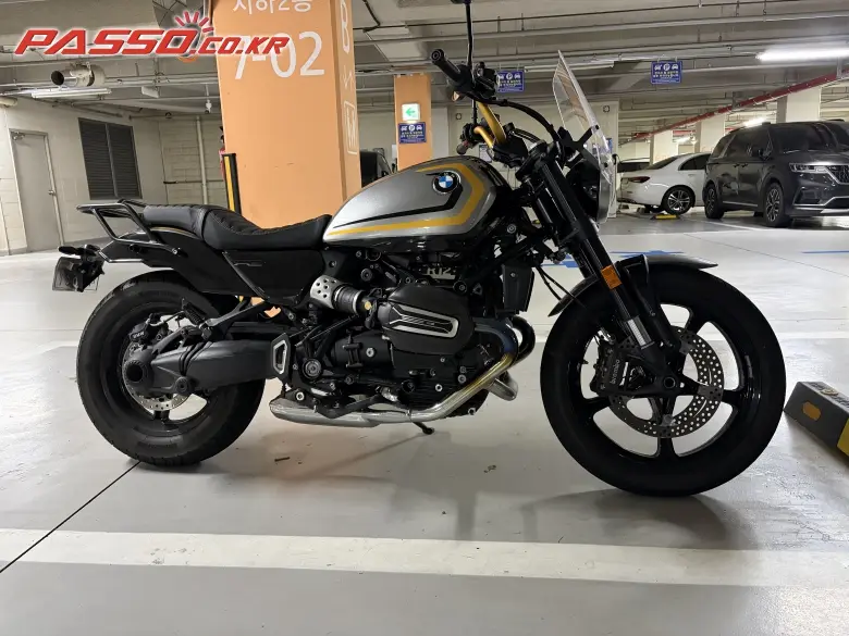 BMW R 12