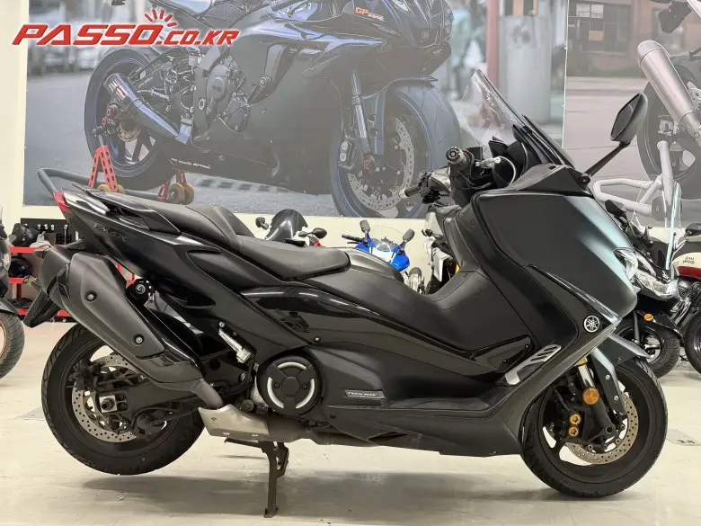 Yamaha TMAX 560