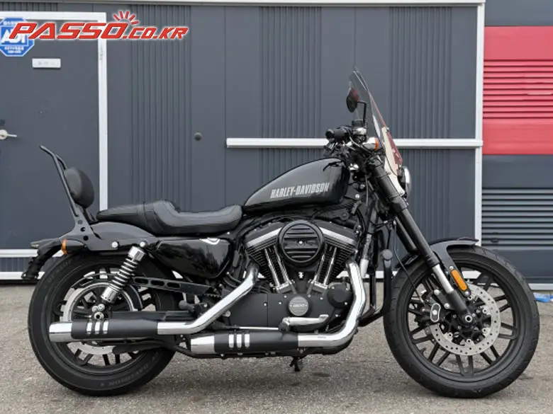 Harley-Davidson Roadster 1200