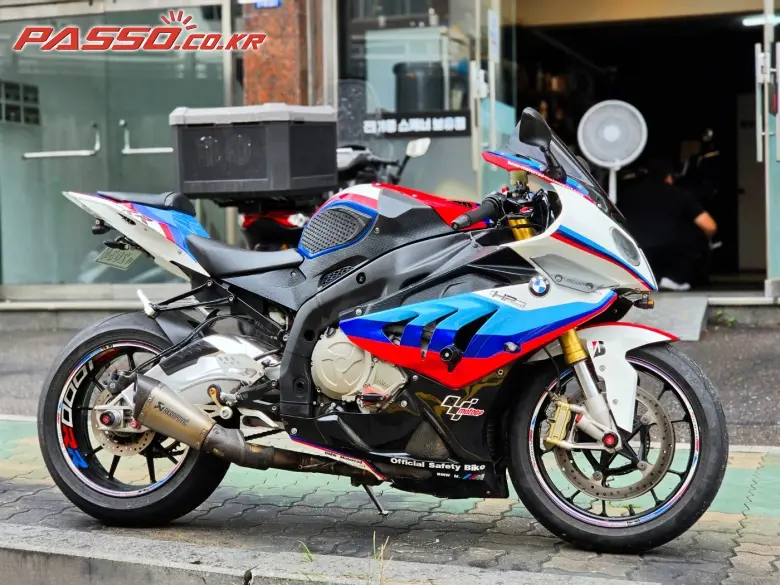 BMW S 1000 RR