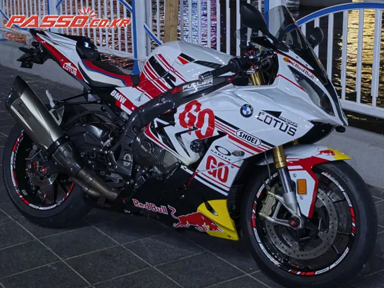 BMW S 1000 RR