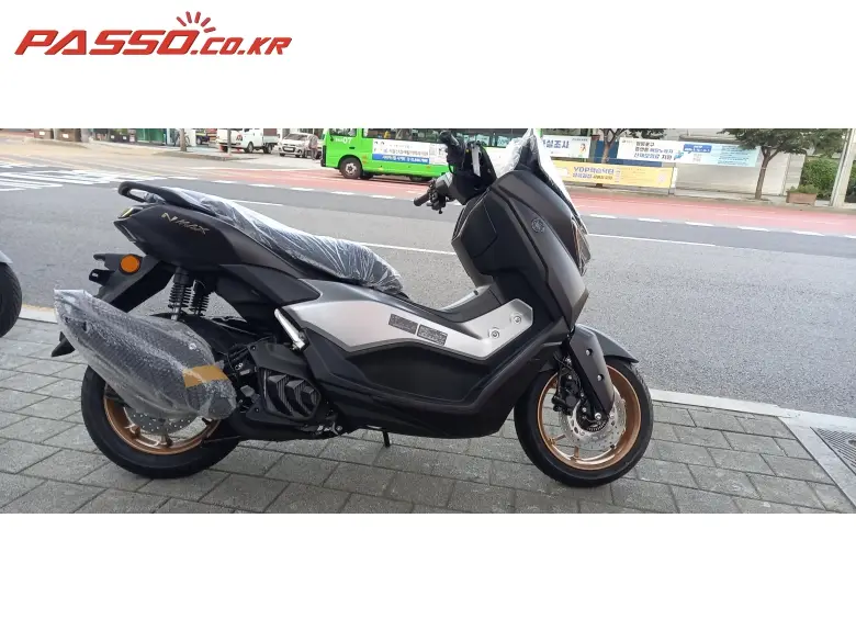 Yamaha N Max 155