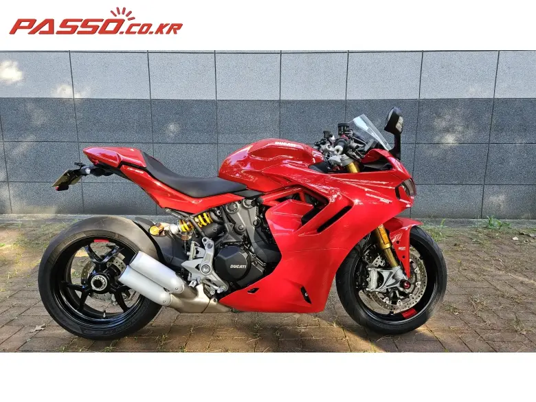 Ducati Supersport 950 S