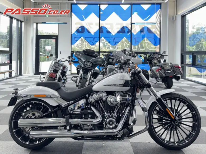 Harley-Davidson Breakout 117