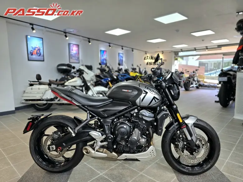 Triumph Trident 660