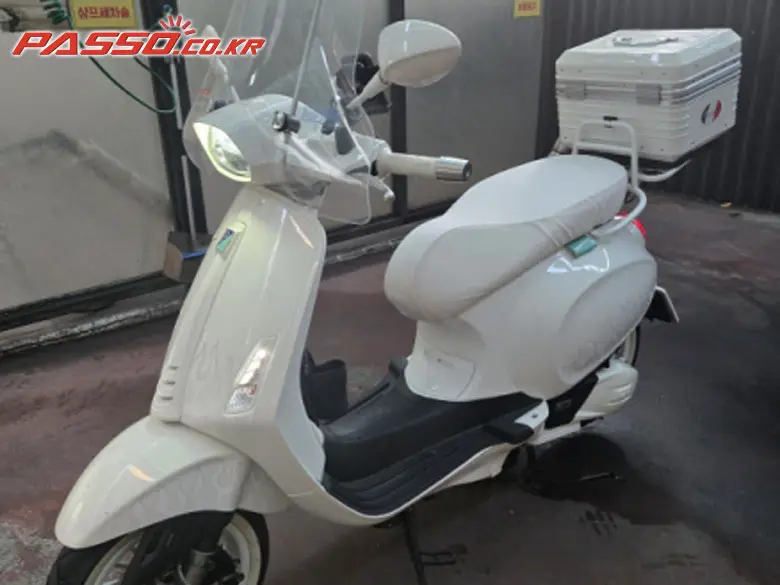 Vespa Sprint 125 Jeoseutinbibeo