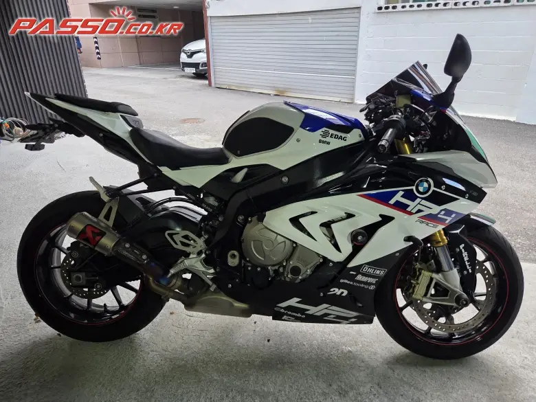 BMW S 1000 RR