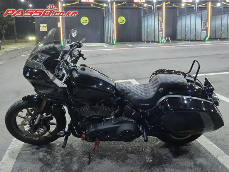 Harley-Davidson Low Rider ST