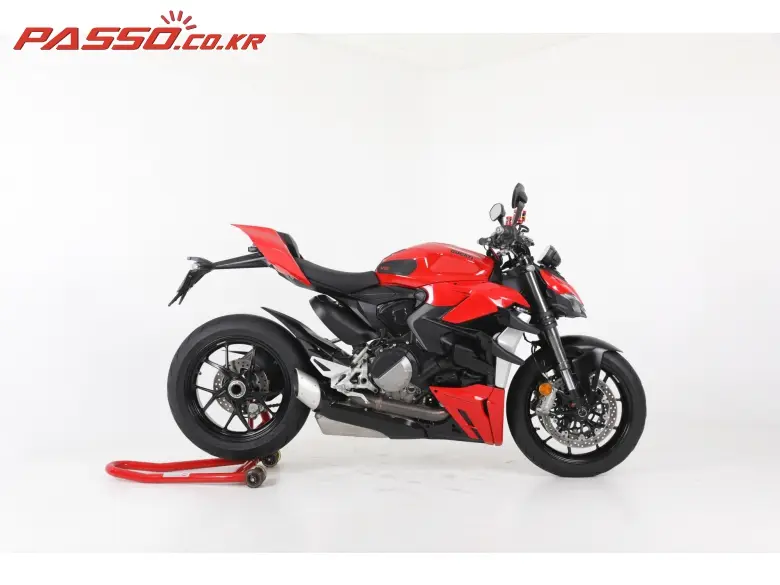 Ducati Panigale V2