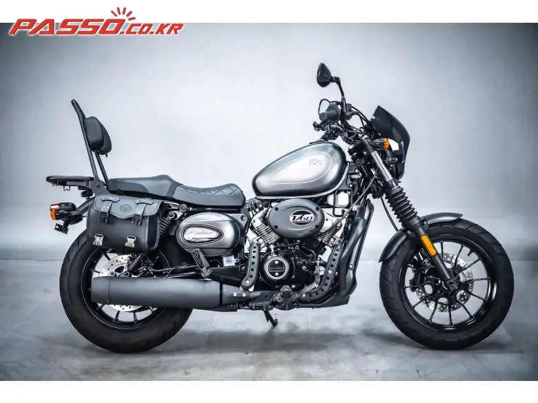 KR / S&T / Hyosung Aquila 300