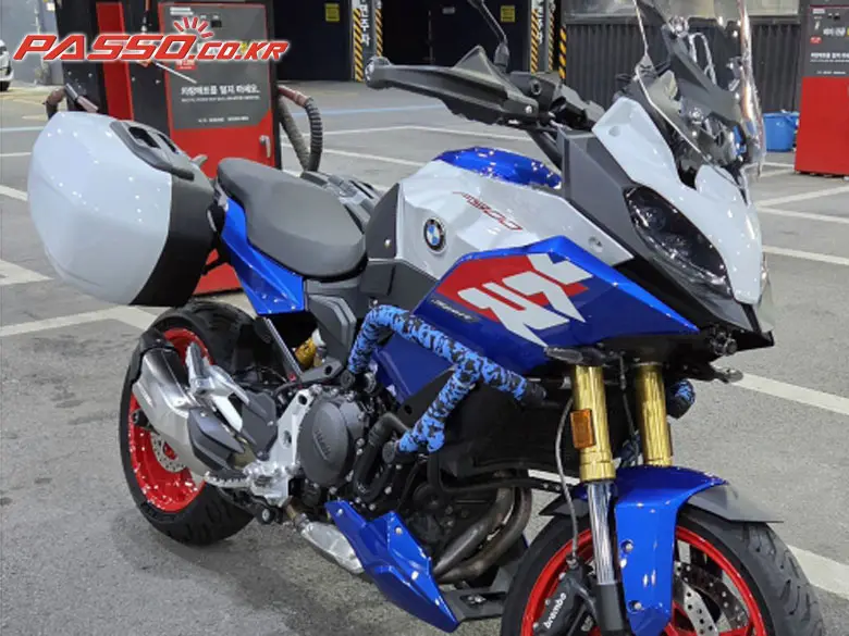 BMW F 900 XR