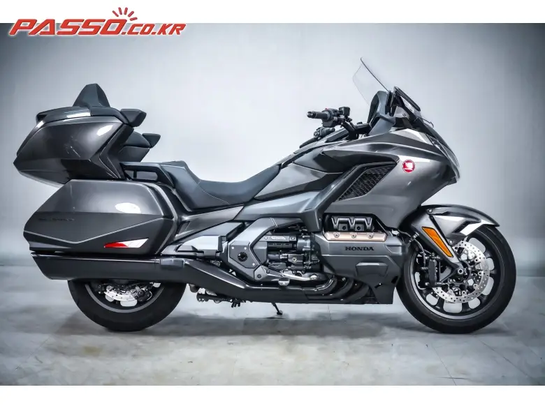 Honda Gold Wing Tour DCT Airbag