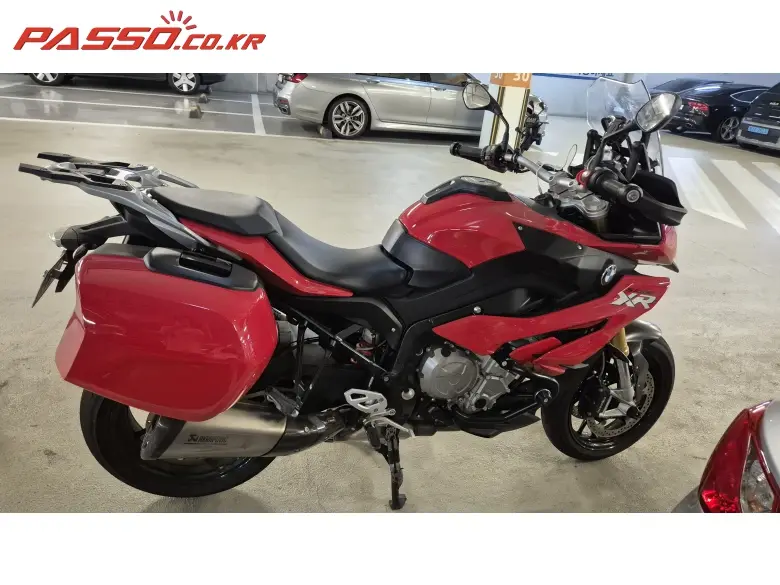 BMW S 1000 XR