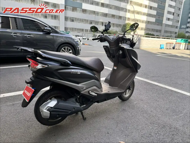 Suzuki Burgman Street 125 EX