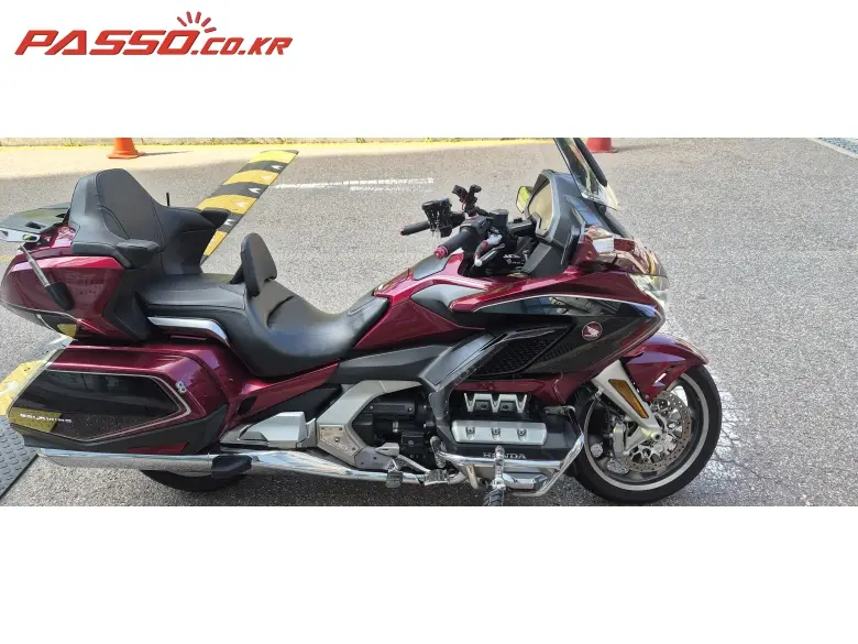Honda Gold Wing Tour DCT Airbag