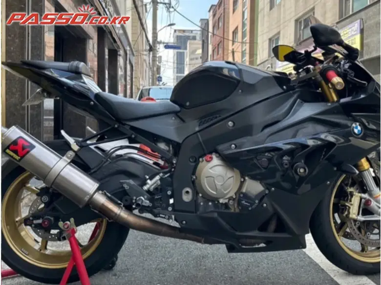 BMW S 1000 RR