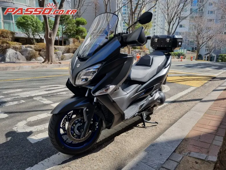 Suzuki Burgman 400 ABS