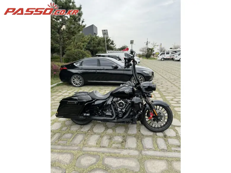 Harley-Davidson Road King Special