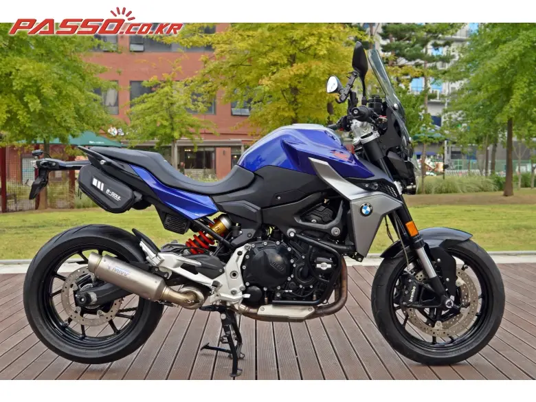 BMW F 900 R