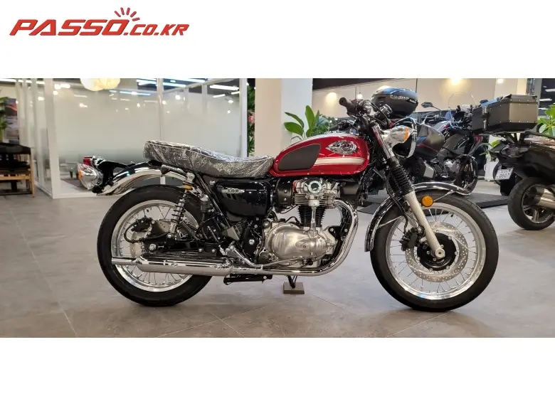 Kawasaki W 800