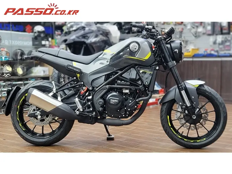 Benelli Leoncino 250